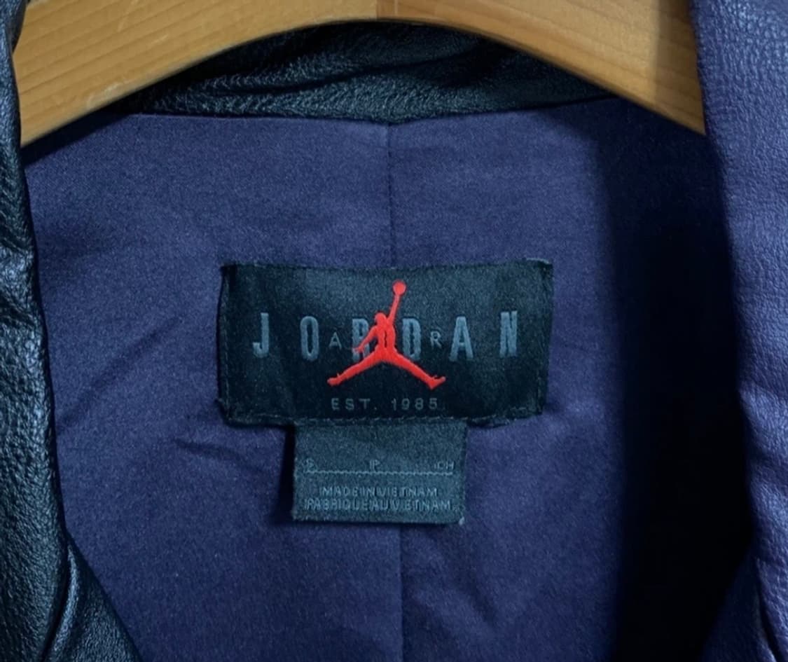 나이키 조던 레더 자켓 판매해요 상품이미지7