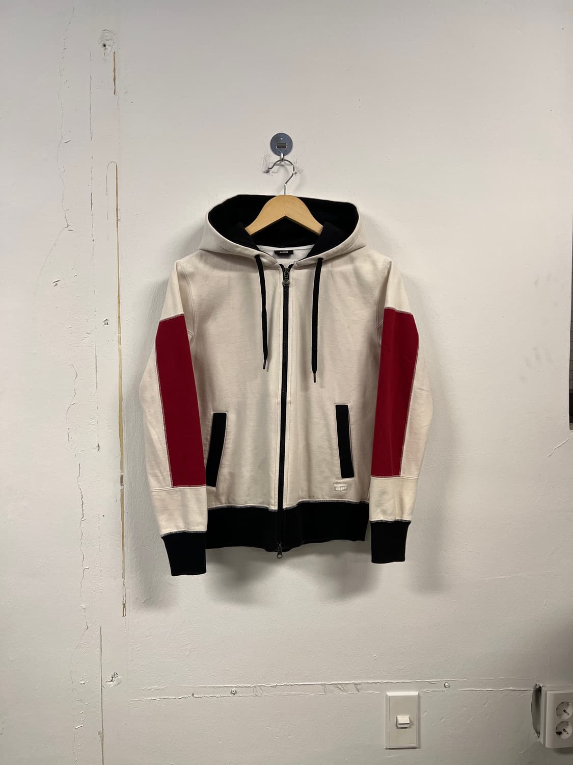 M) 오니츠카타이거 화이트 배색 백프린팅 후드집업 O244 상품이미지2