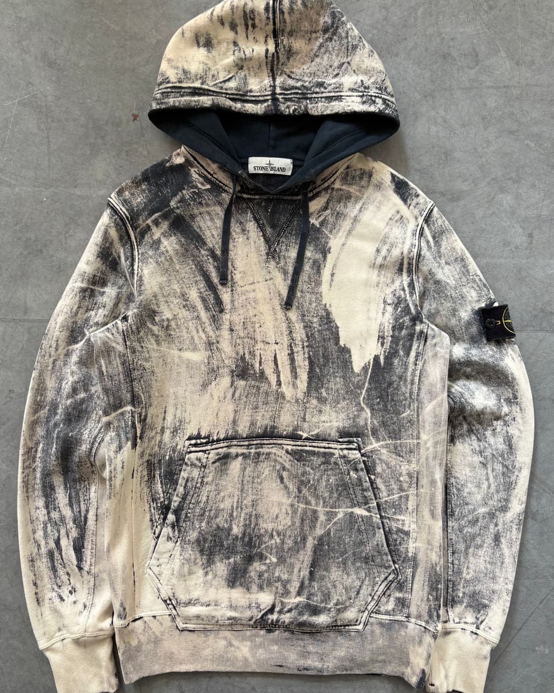 Stone Island 스톤아일랜드 핸드 코로전 와펜 후드티 상품이미지1