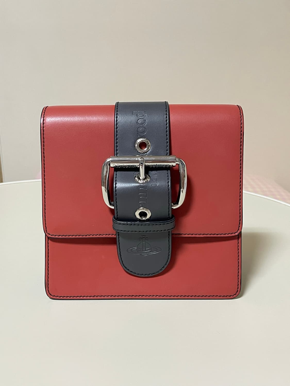 손나은백) 정품 비비안웨스트우드 알렉스 백 상품이미지1