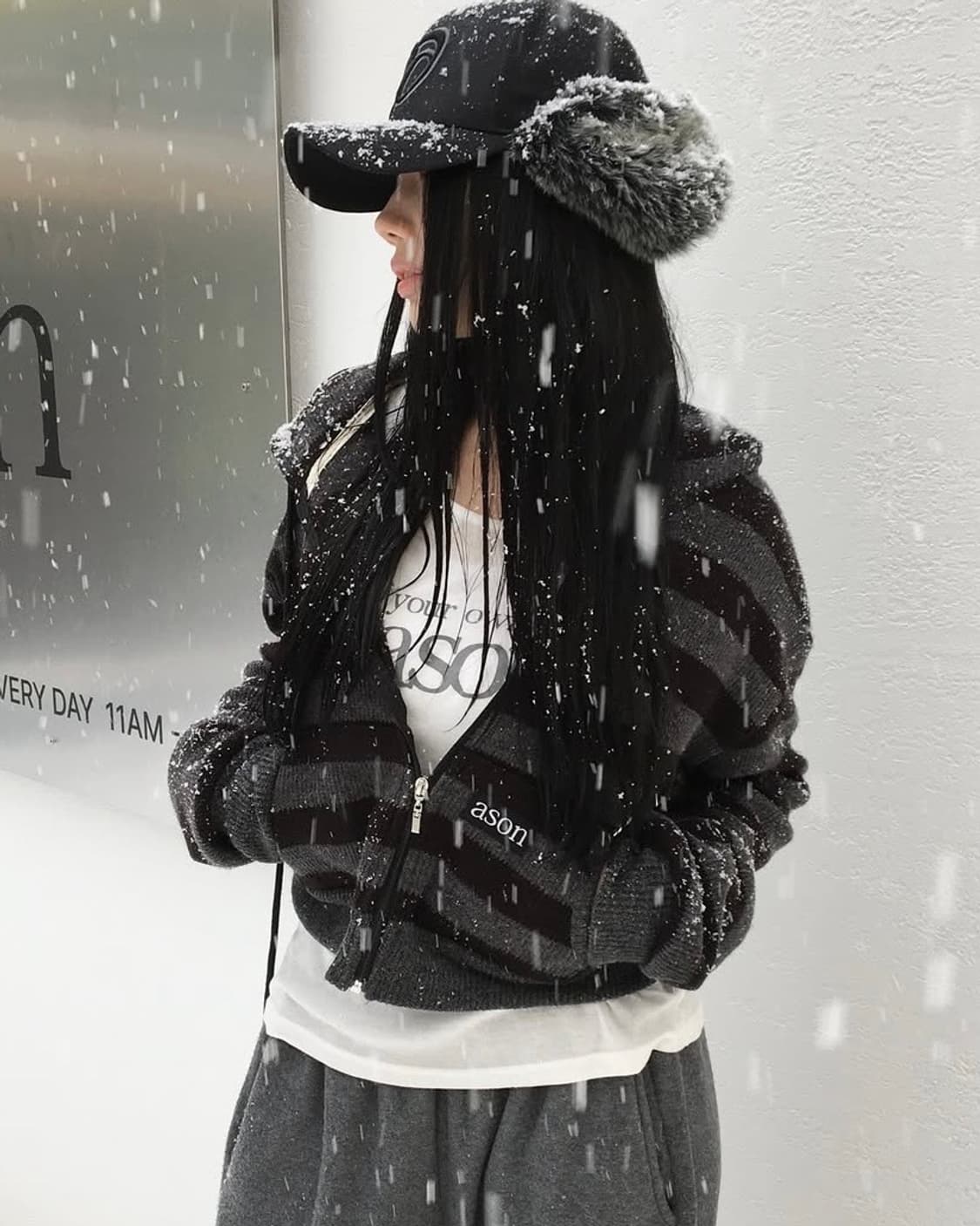 애즈온 COSY STRIPE 후드집업 원가 6만9천 상품이미지2