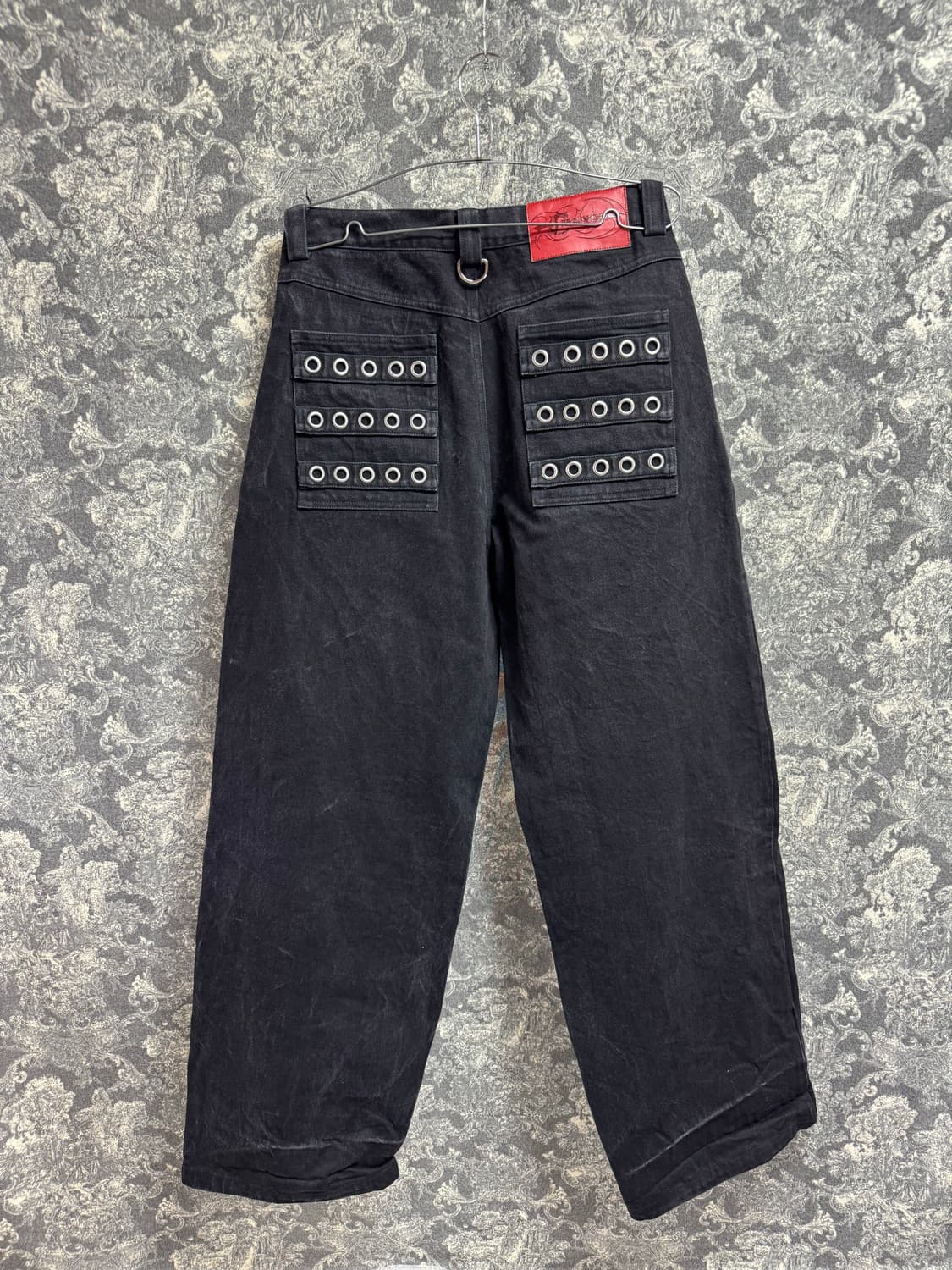 pccvision 비엑세스 버튼 블랙 팬츠 상품이미지4