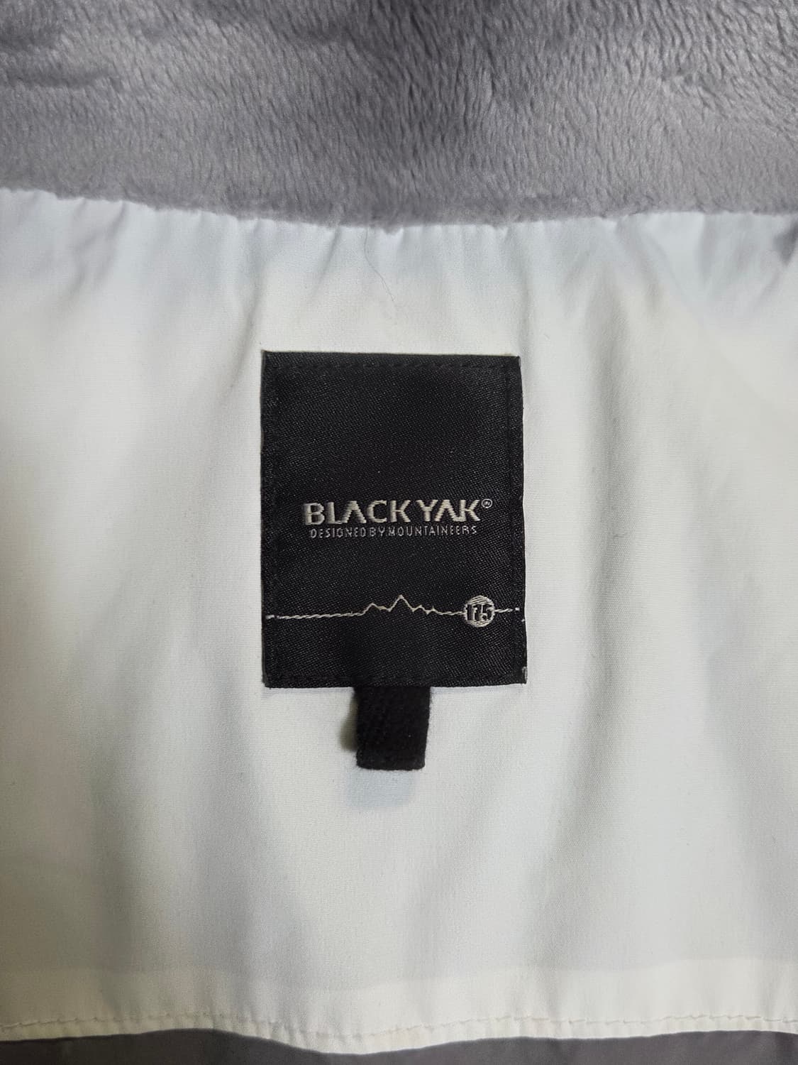 [블랙야크] 주니어 덕다운 롱패딩 판매합니다. 상품이미지3