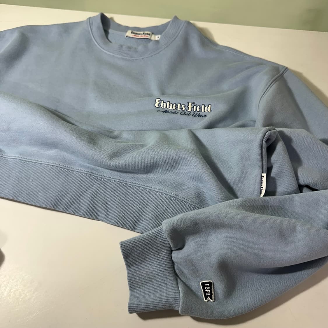 M 이벳필드 오버핏 스카이블루 스웻코튼 맨투맨 상품이미지2