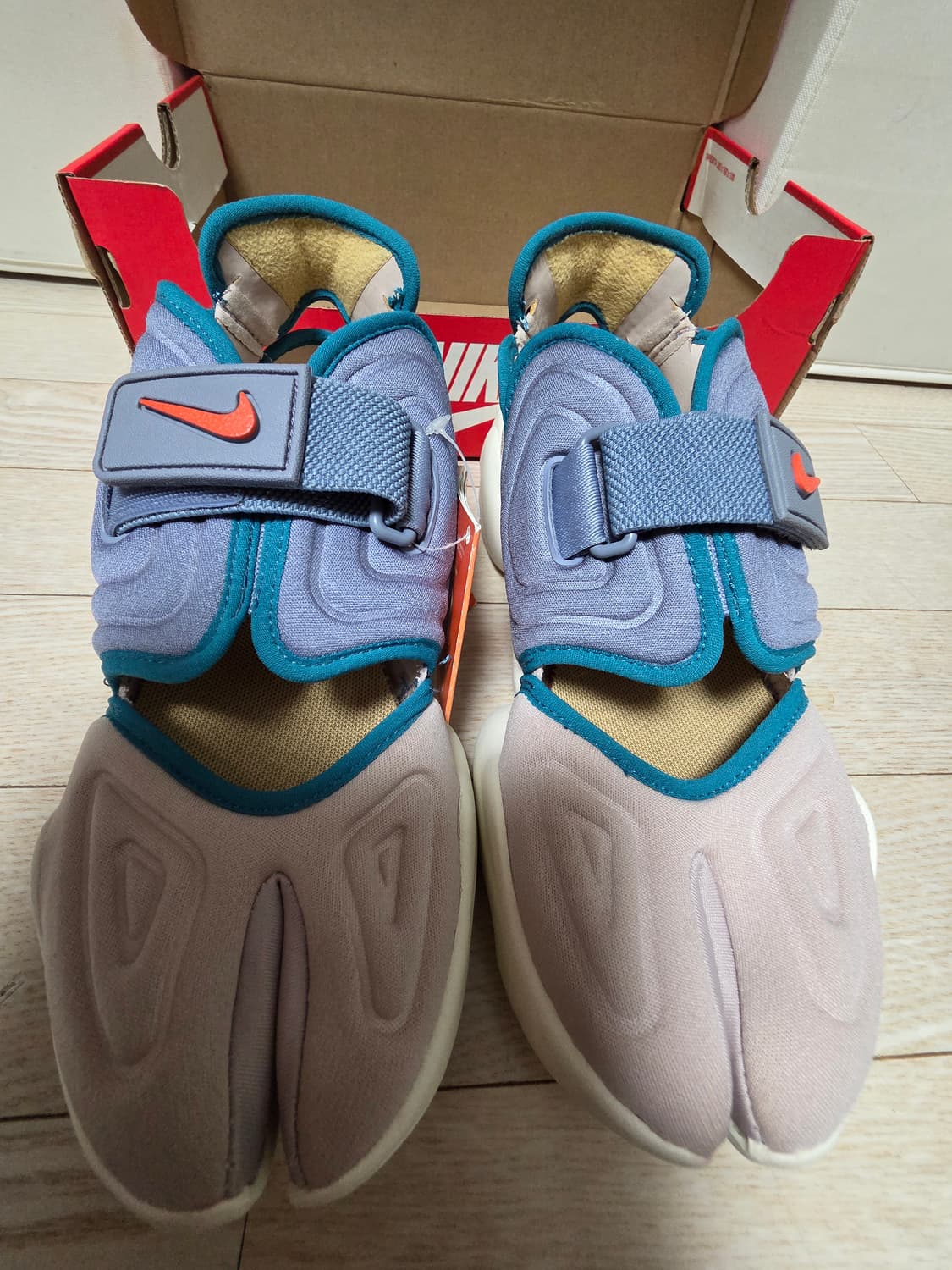 나이키 아쿠아 리프트 230 상품이미지3