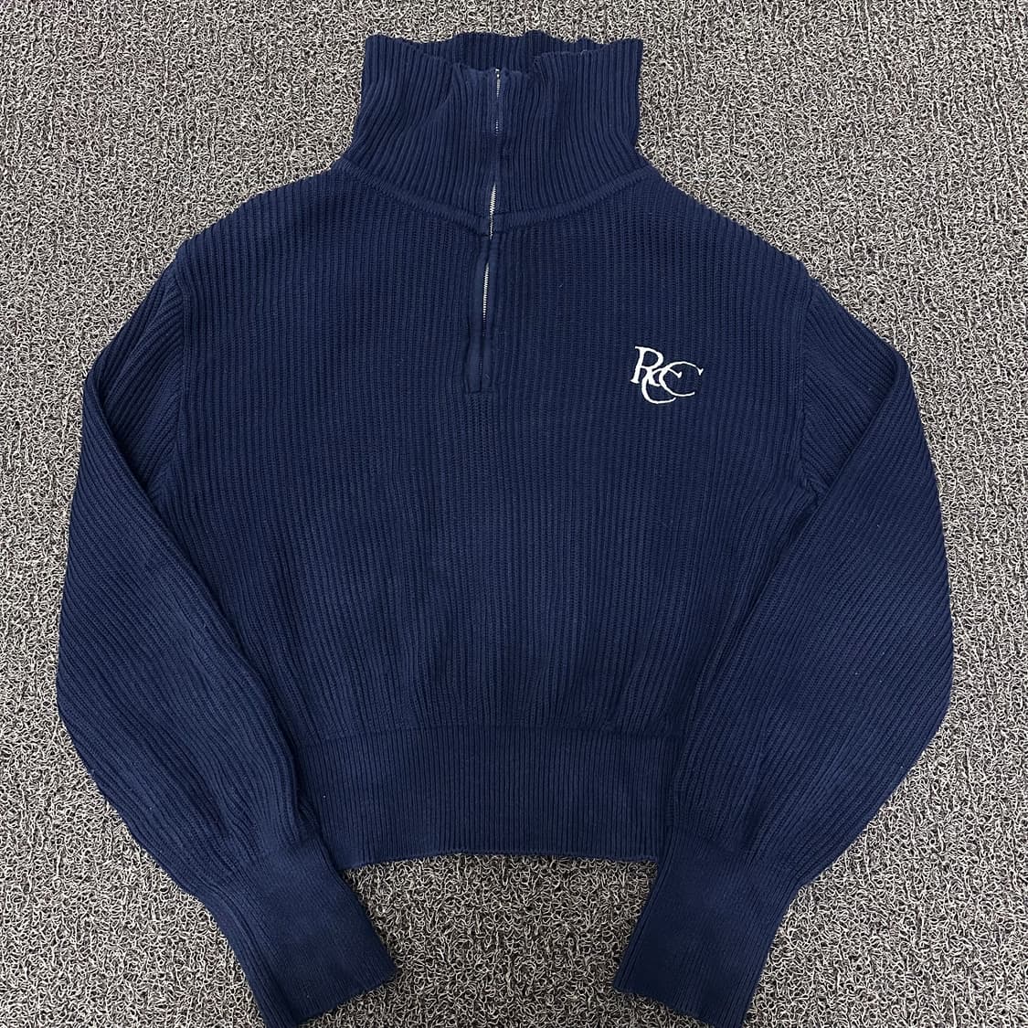 로씨로씨 여성 반집업 니트 네이비  상품이미지5