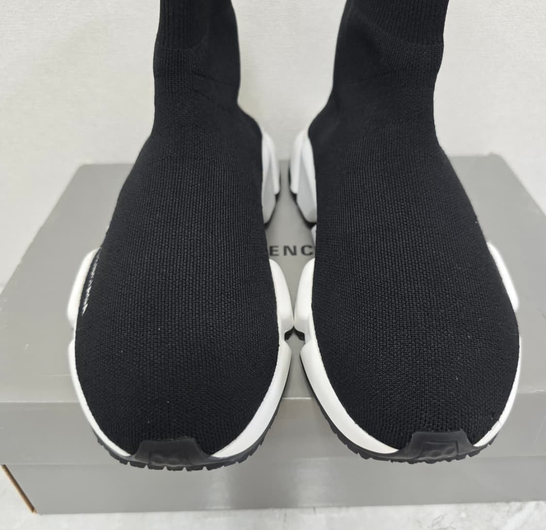 발렌시아가 스피드러너 38 상품이미지2