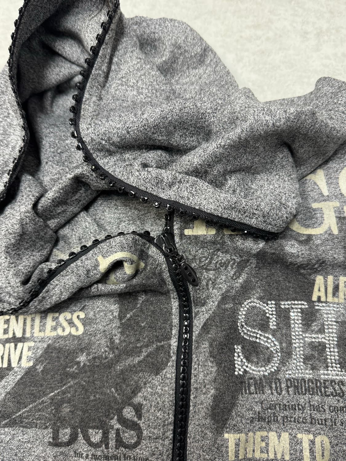 갸루펑크 큐빅지퍼 후디 상품이미지5