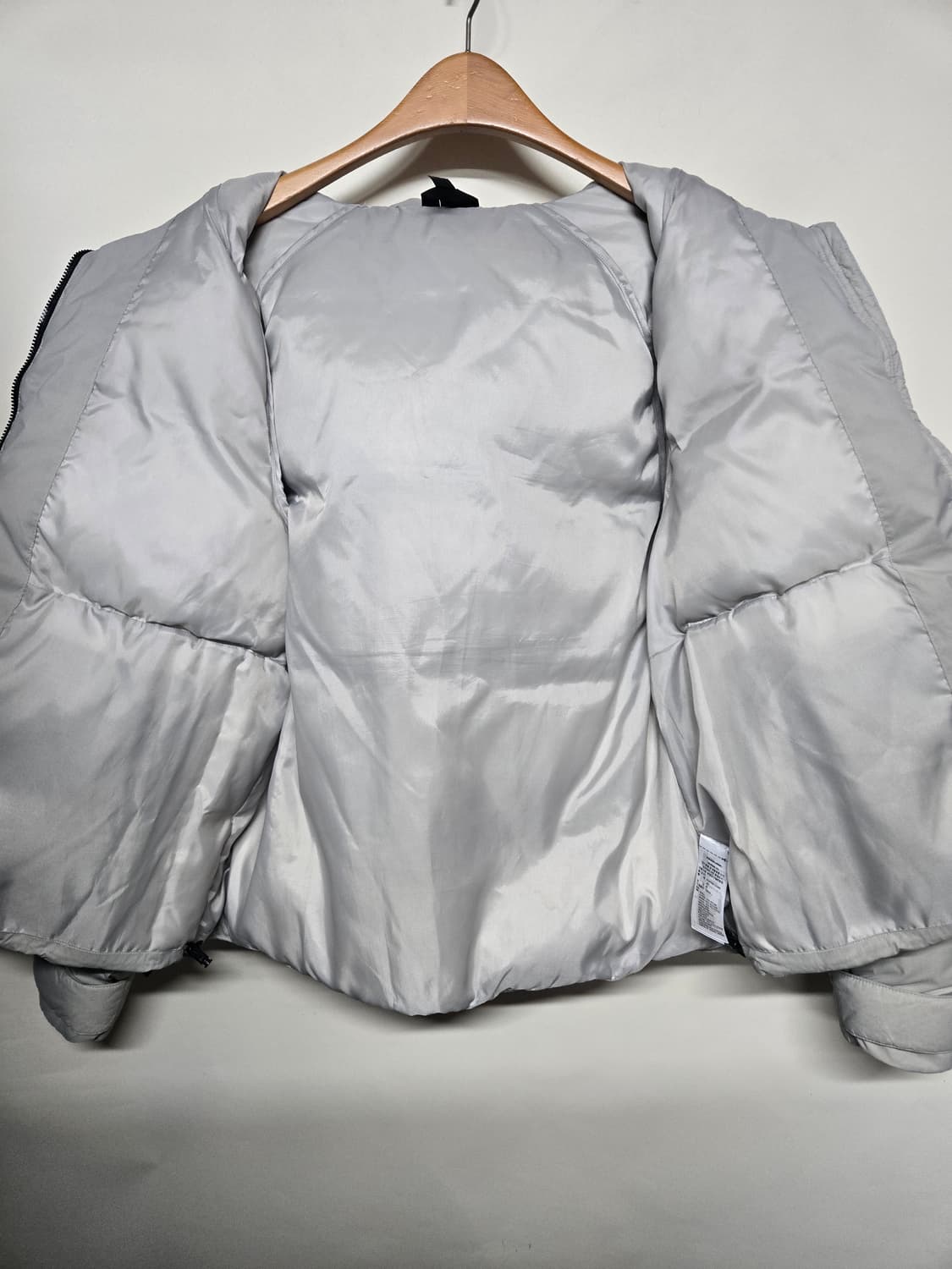 아디다스 AMD WU 여성 패딩 점퍼 그레이 XL 상품이미지3