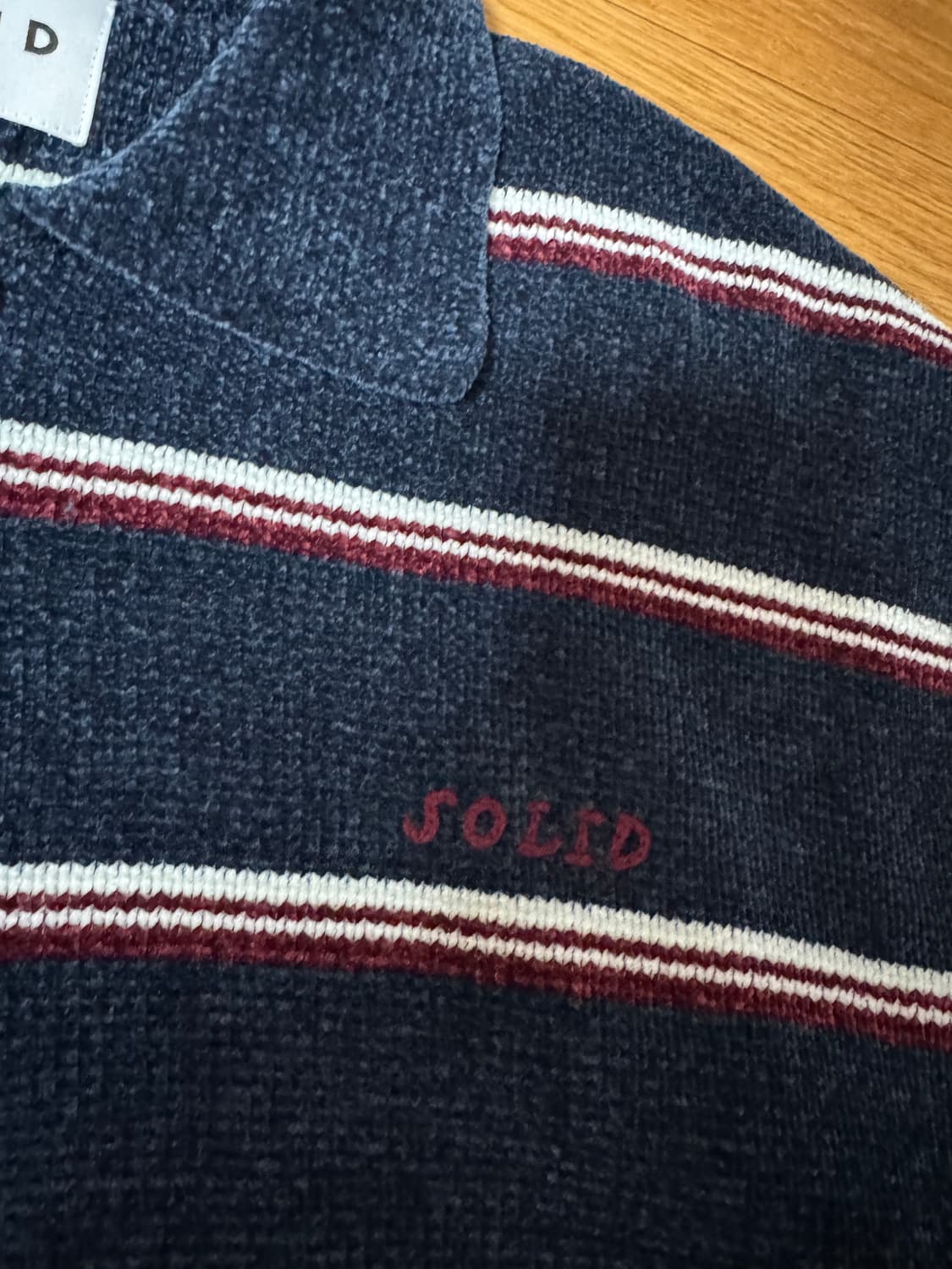 솔리드옴므 25fw 벨벳 스트라이프 카라티 50사이즈 판매 상품이미지2