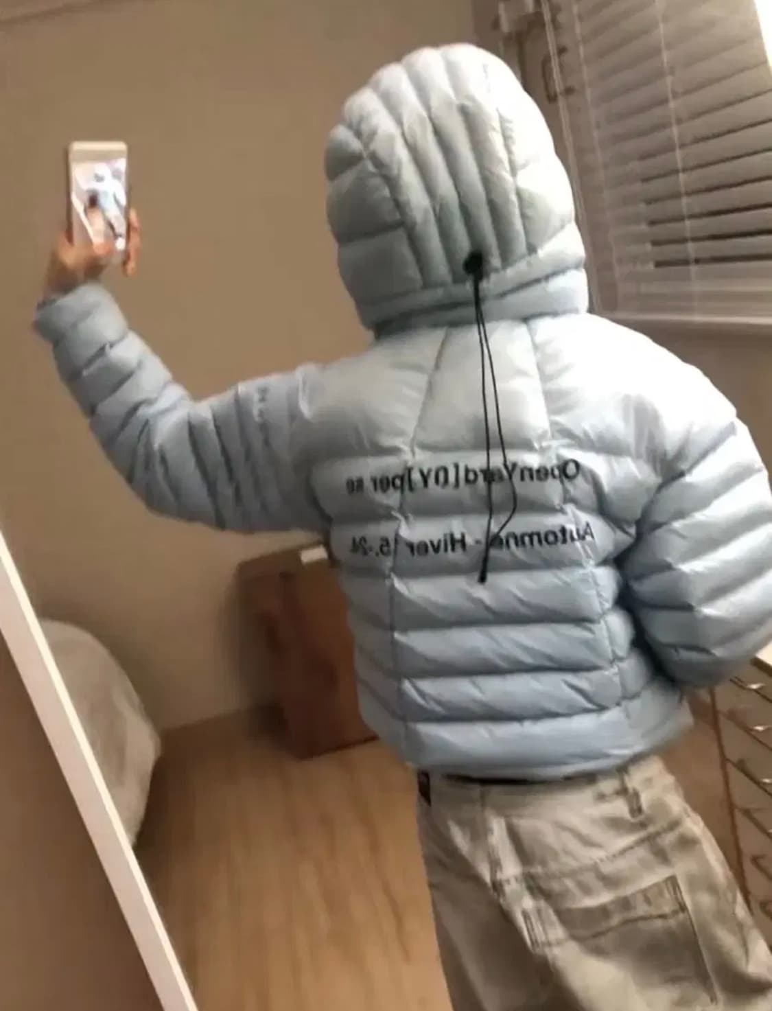 CURVED ZIPPER LIGHTWEIGHT PUFFER JACKET 상품이미지1