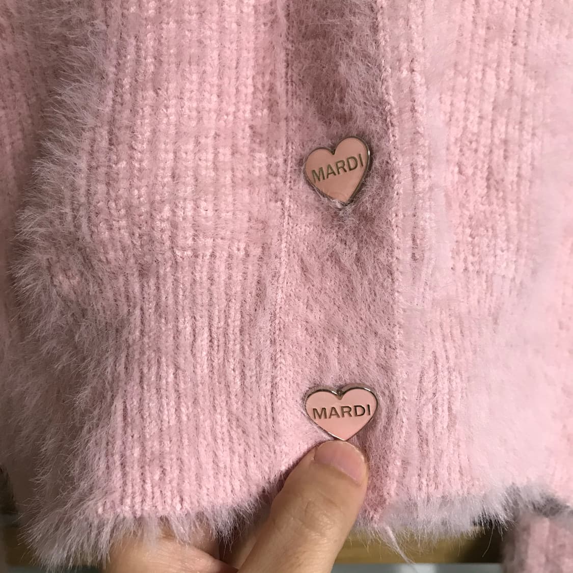 마르디메크르디 핑크 퍼 단추포인트 가디건 상품이미지3