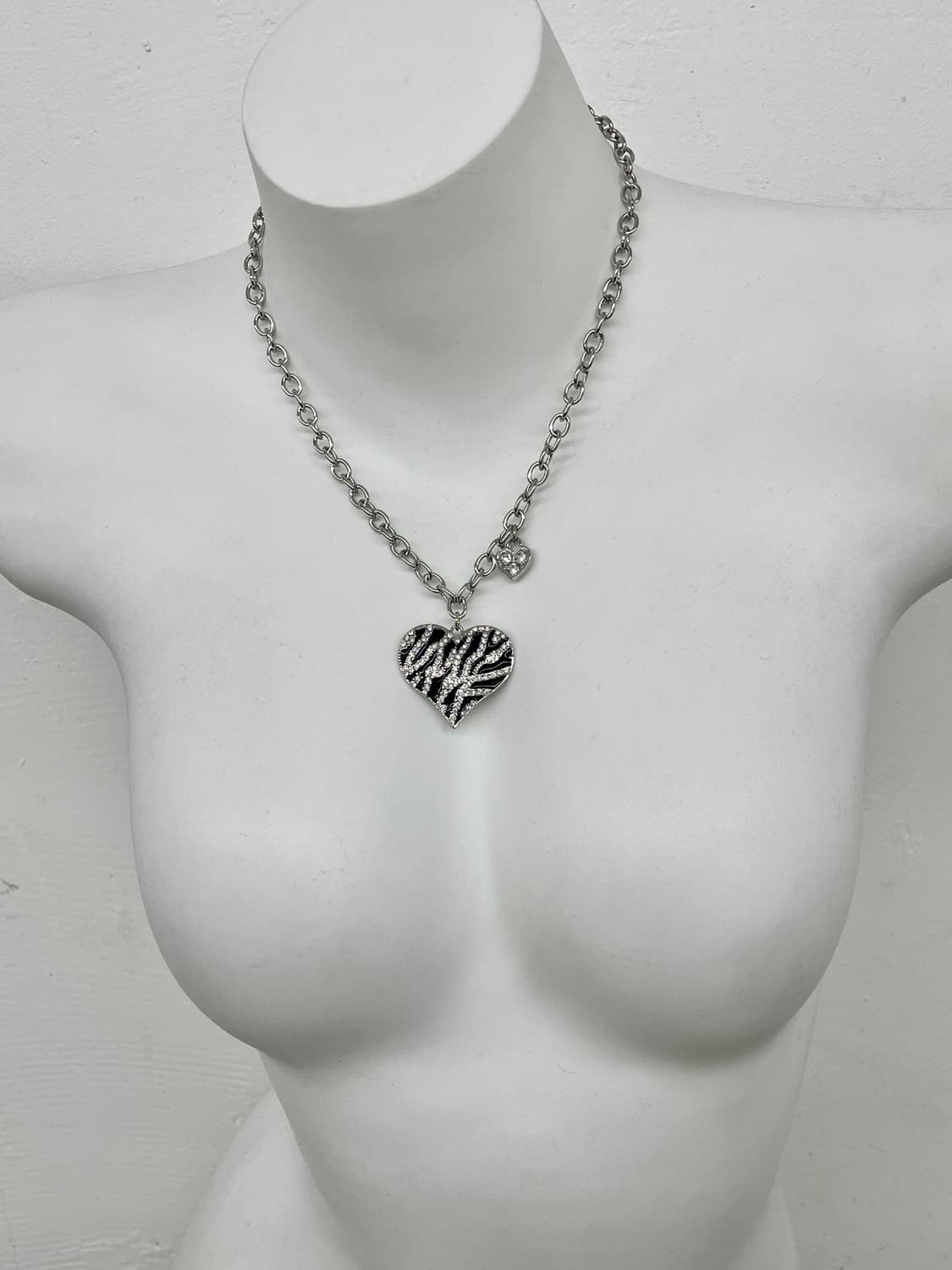 게스 갸루 지브라 큐빅 네크리스 상품이미지1