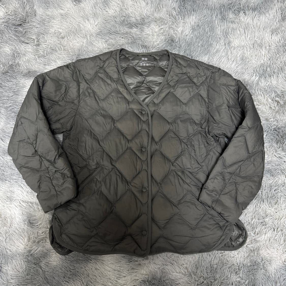 유니클로 울트라라이트다운 경량패딩 L사이즈 상품이미지1