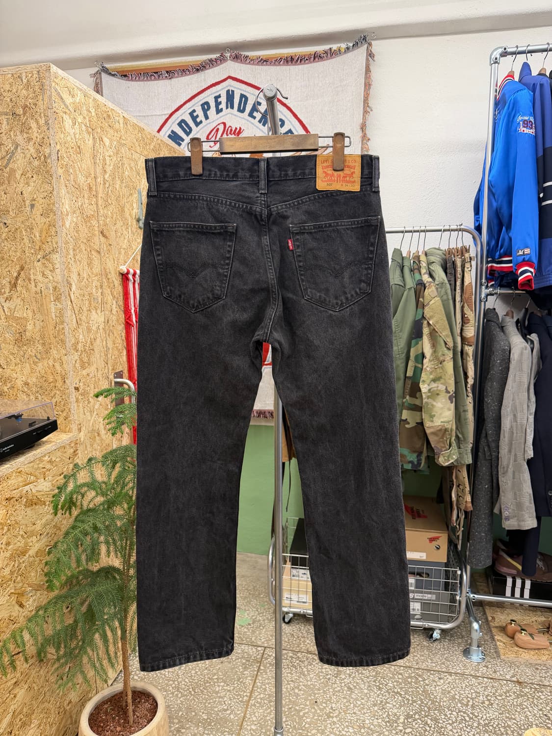 리바이스 505 블랙 데님 팬츠 상품이미지5