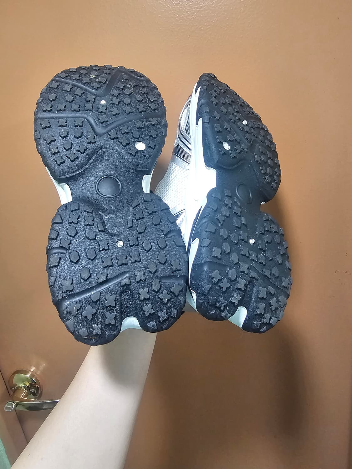 중고 운동화 270 상품이미지3