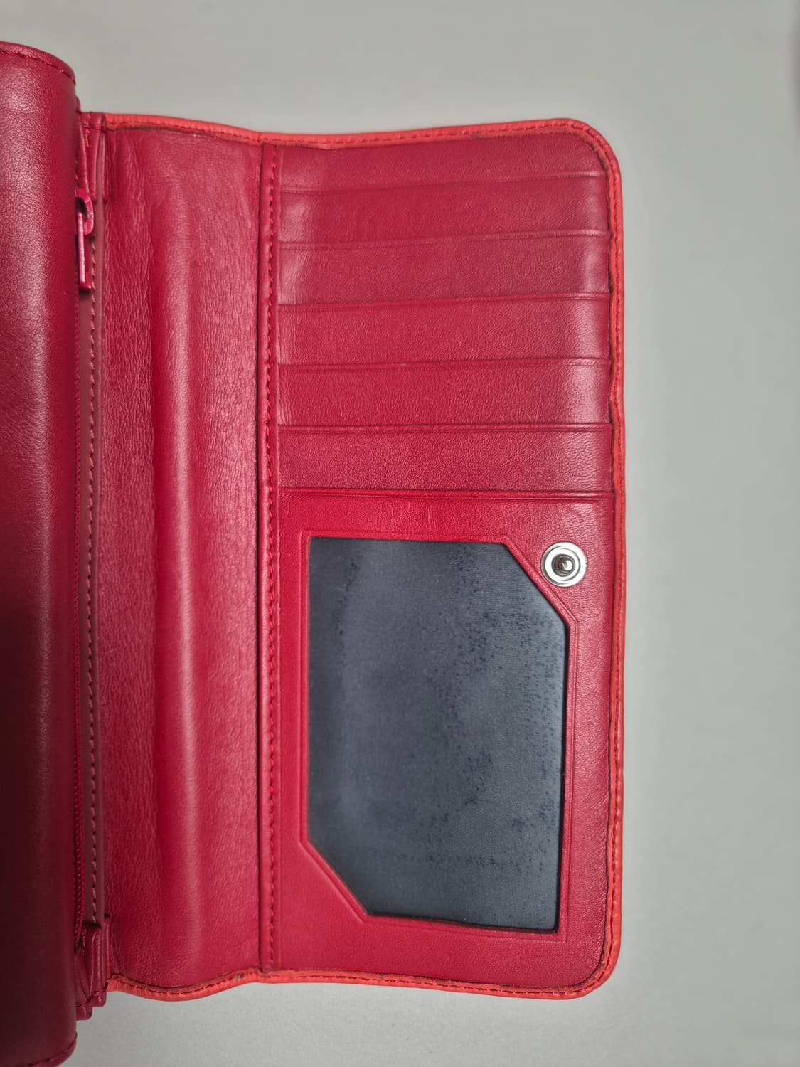 비비안웨스트우드 로고 엠보스 레더 장지갑 상품이미지3