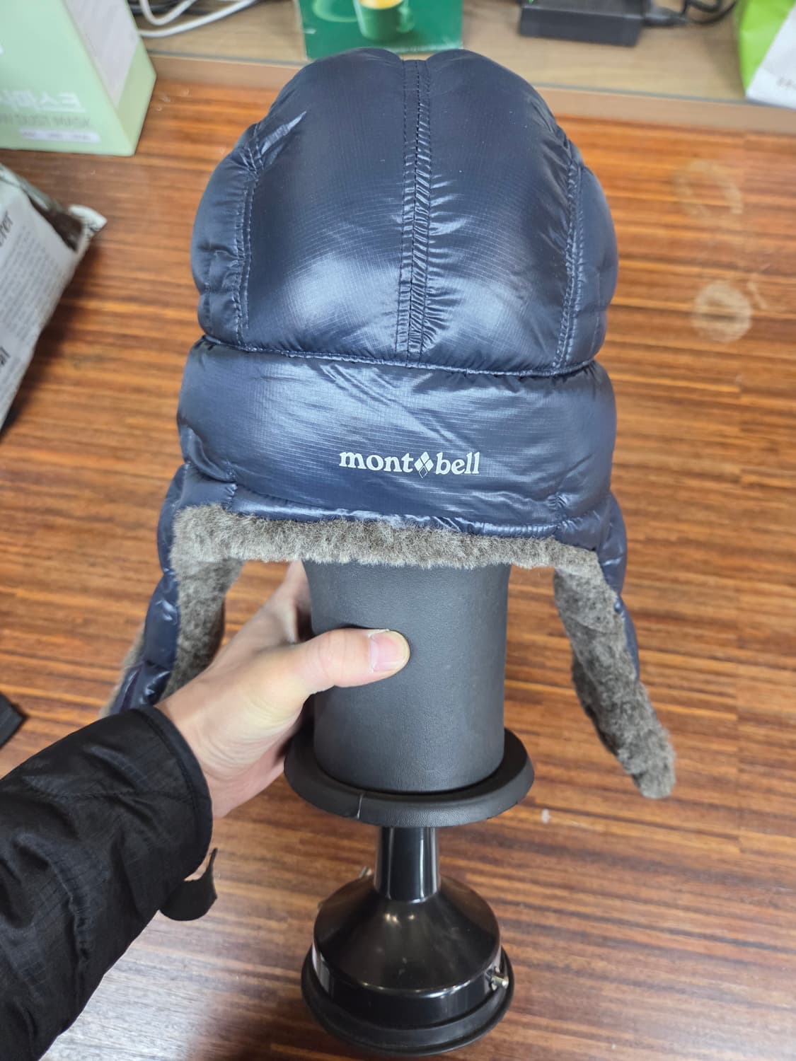 몽벨 구스다운 트루퍼 귀달이 플리스 패딩모자 m 상품이미지3