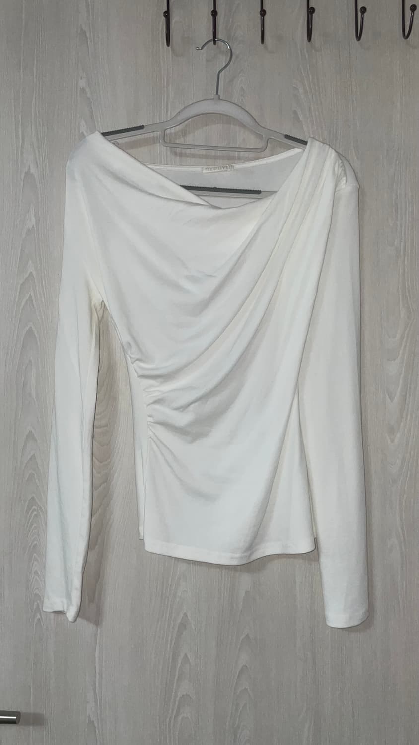 뉴뉴 셔링 기본티 새상품(택o) 상품이미지1