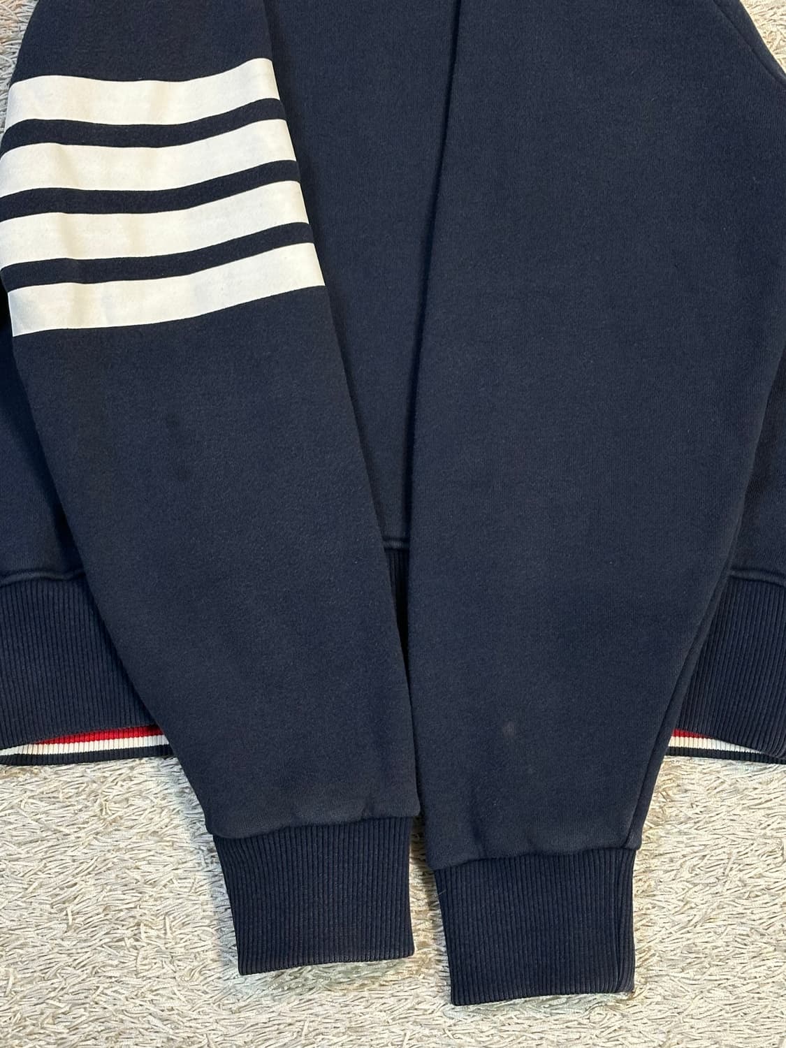 톰브라운 투웨이 사선완장 봄버 블루종 자켓 네이비 상품이미지7