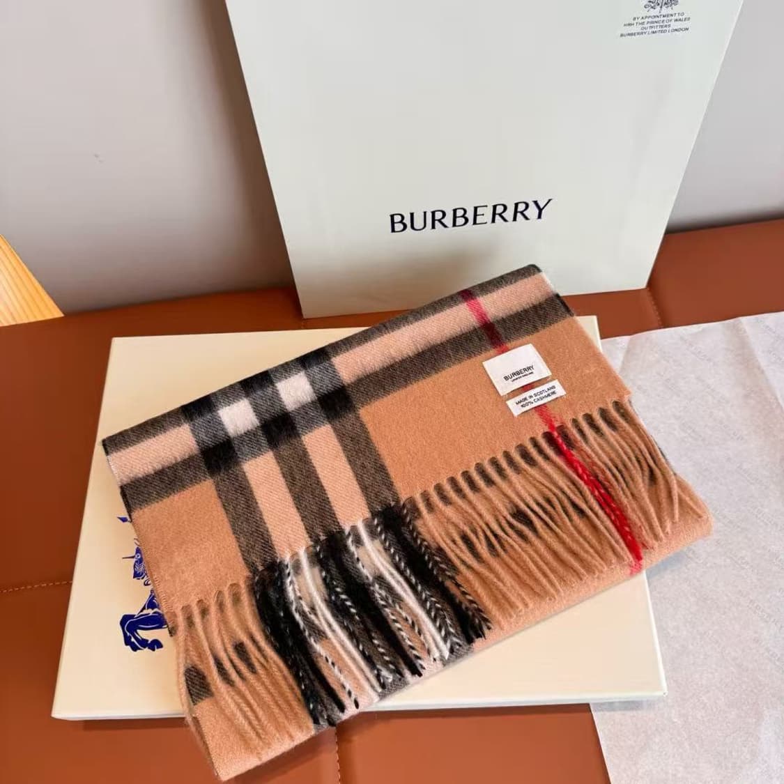 버버리숙녀 리버서블 스카프
 상품이미지1