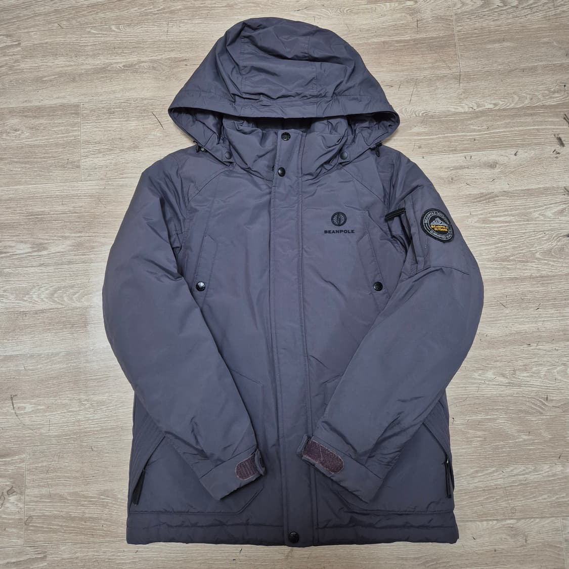 빈폴 아웃도어 여성 사이드와펜 덕다운 후드 패딩 점퍼 XS(85) 상품이미지1