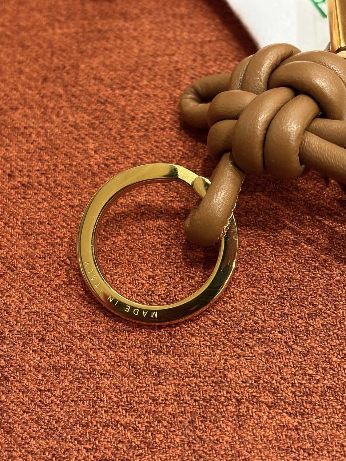 보테가베네타 / 트라이앵글 램스킨 레더 키체인 키링 상품이미지4