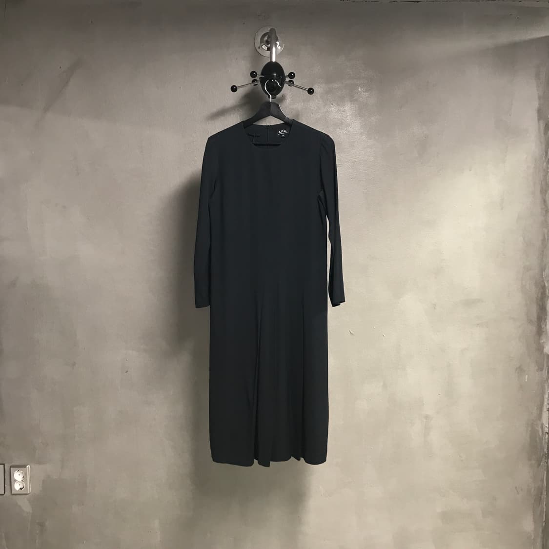 APC 아페쎄 블랙 원피스 35(W) 상품이미지1