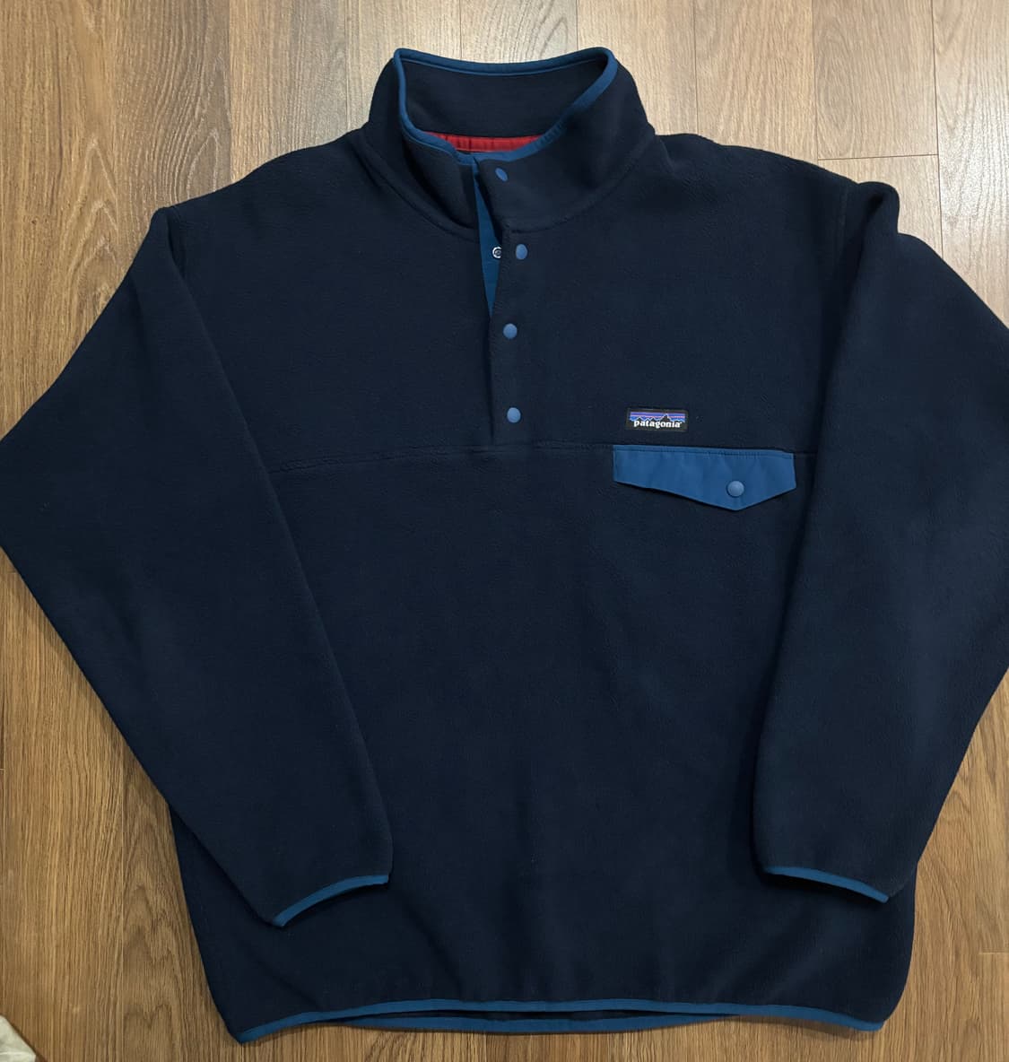 파타고니아 헤비웨이트 신칠라 네이비  L사이즈 판매합니다. 상품이미지1
