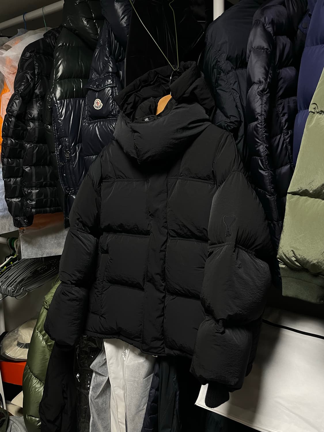 [XS사이즈] 아미 하트 로고 패치 오버핏 숏 다운 패딩자켓 상품이미지2