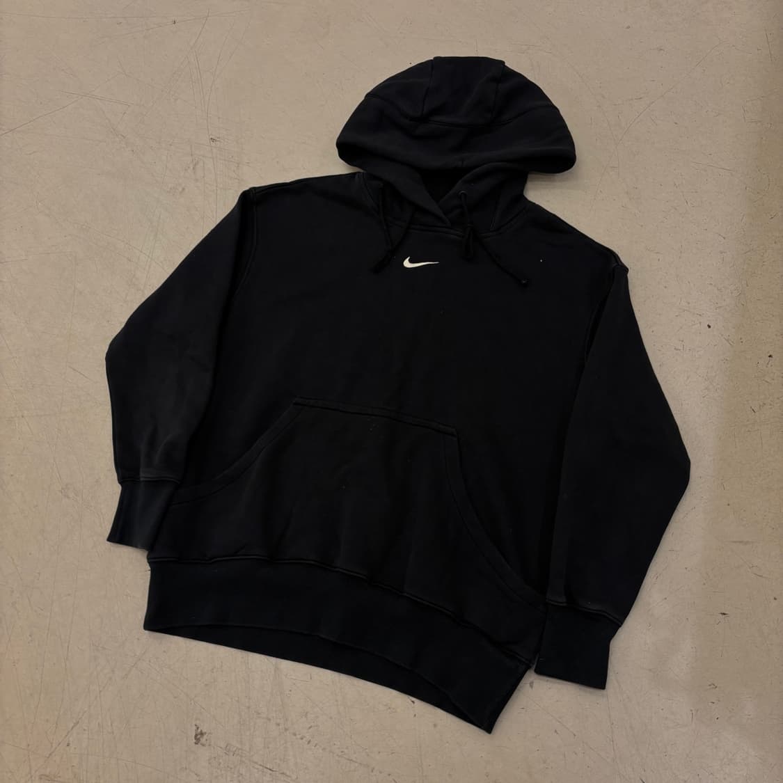 나이키 센터 스우시 블랙 신형 후드티 상품이미지1
