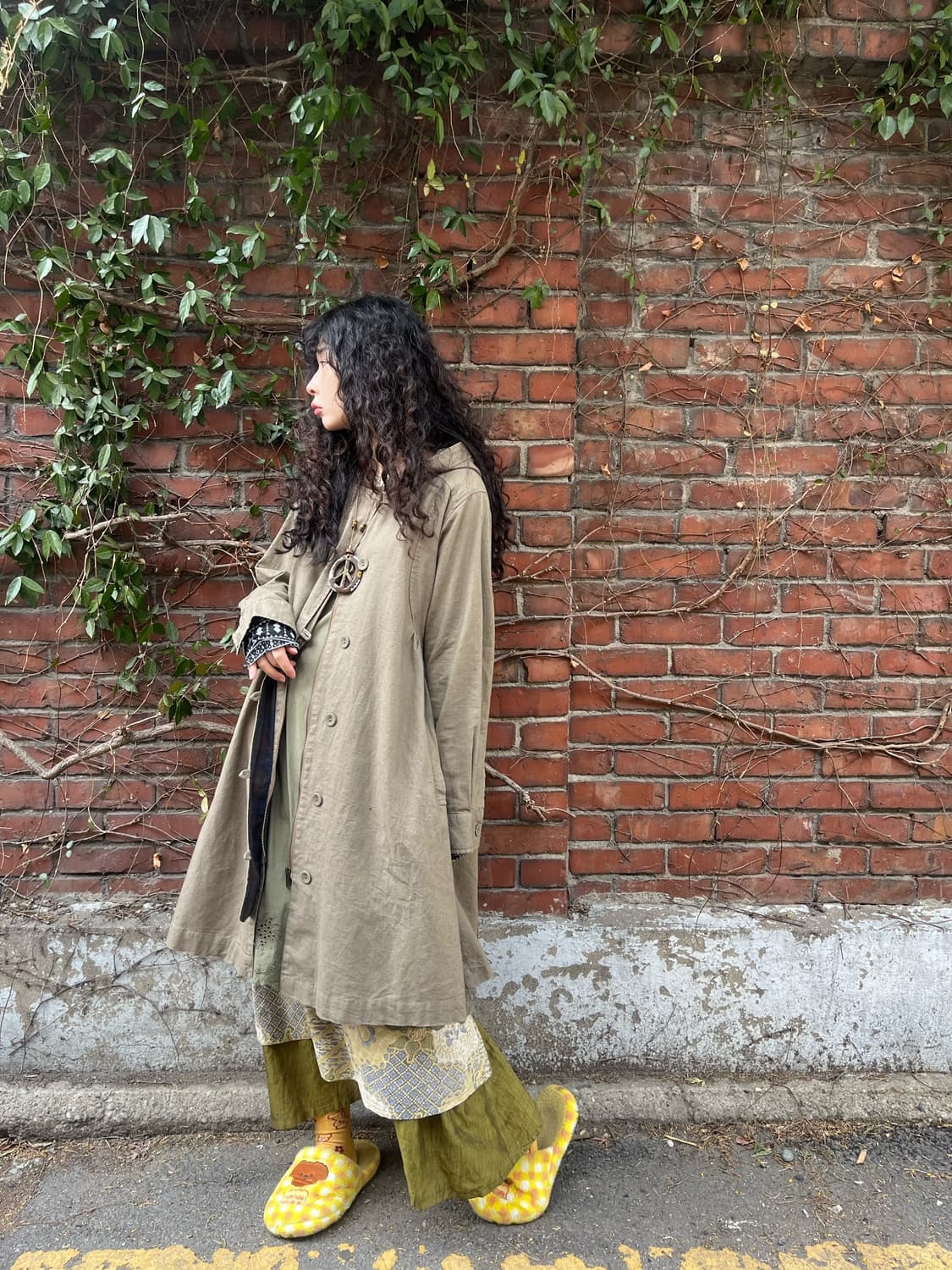 일본 데일리 무드 카키 브라운 후드 롱 자켓 상품이미지3