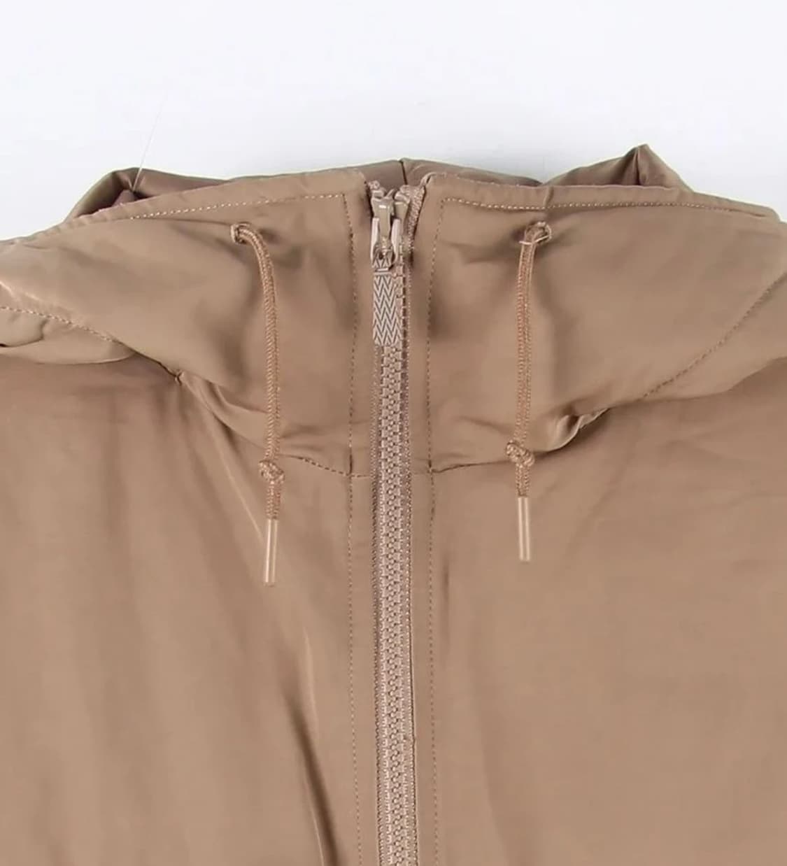 유니클로 화이트마운티니어링 덕다운 패딩 브라운S 상품이미지2