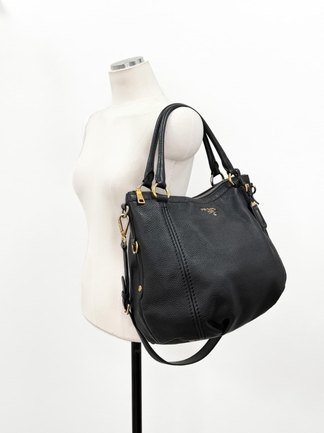 프라다 비텔로 다이노 2WAY 호보백 상품이미지2