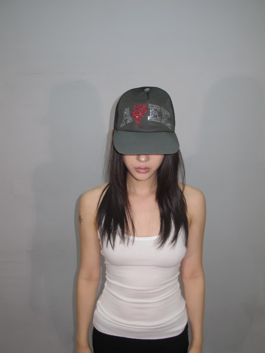 베이프 x 스와로브스키 메쉬캡 상품이미지1