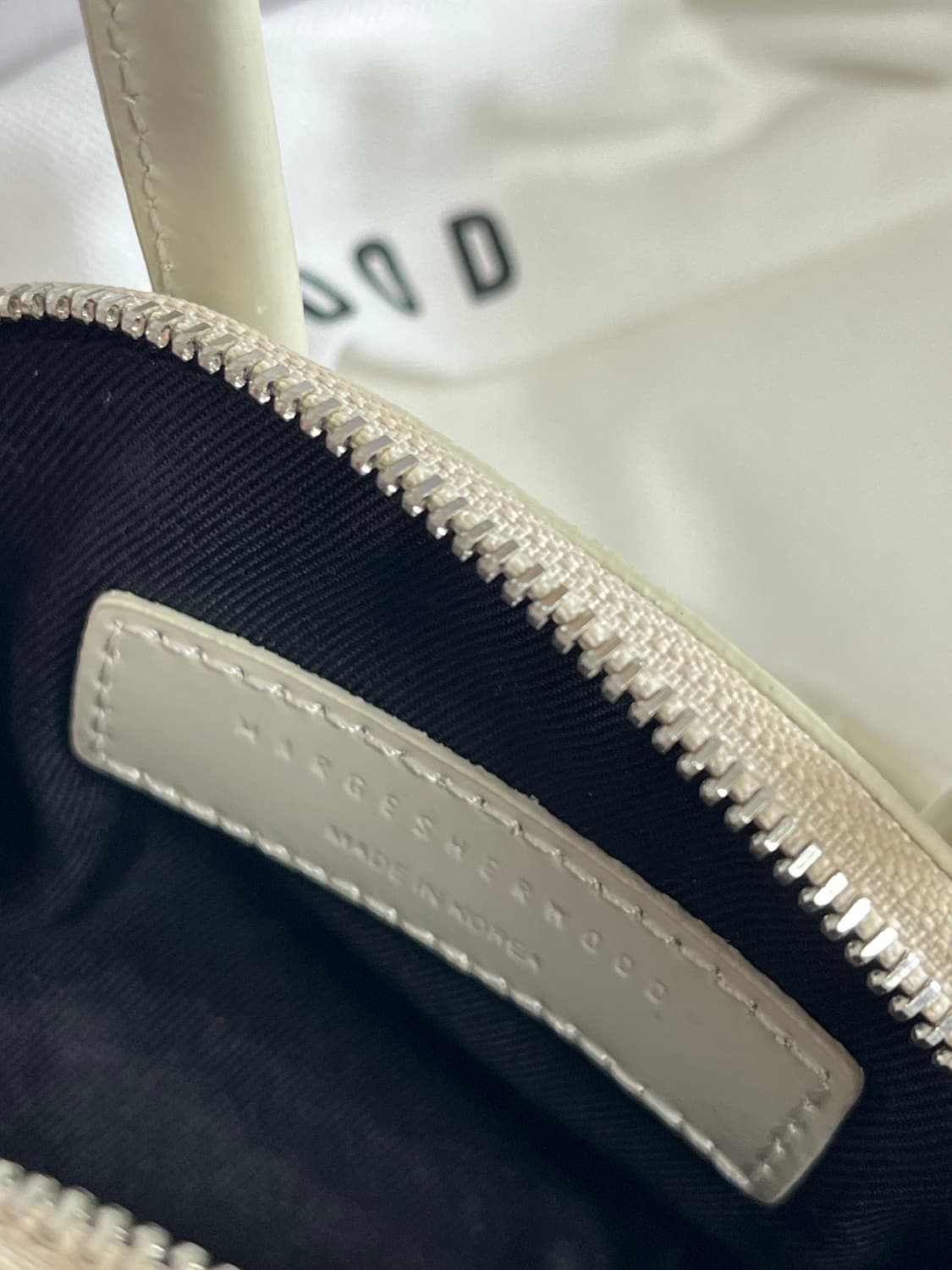 마지셔우드 한정판 베셋 미니 크림 토트백 미니백 상품이미지3