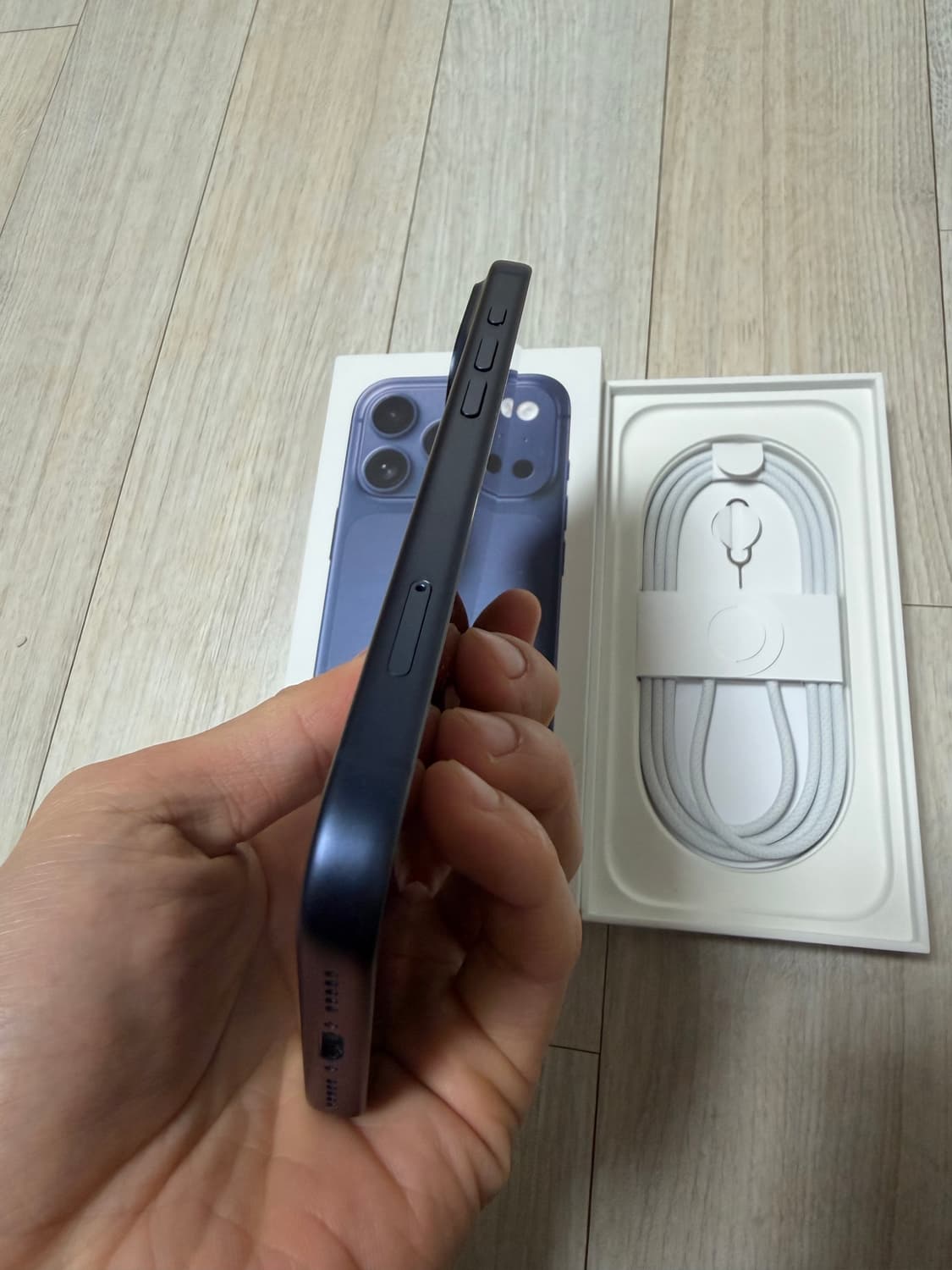 아이폰 17프로 256GB 블루 s급 판매합니다 상품이미지3