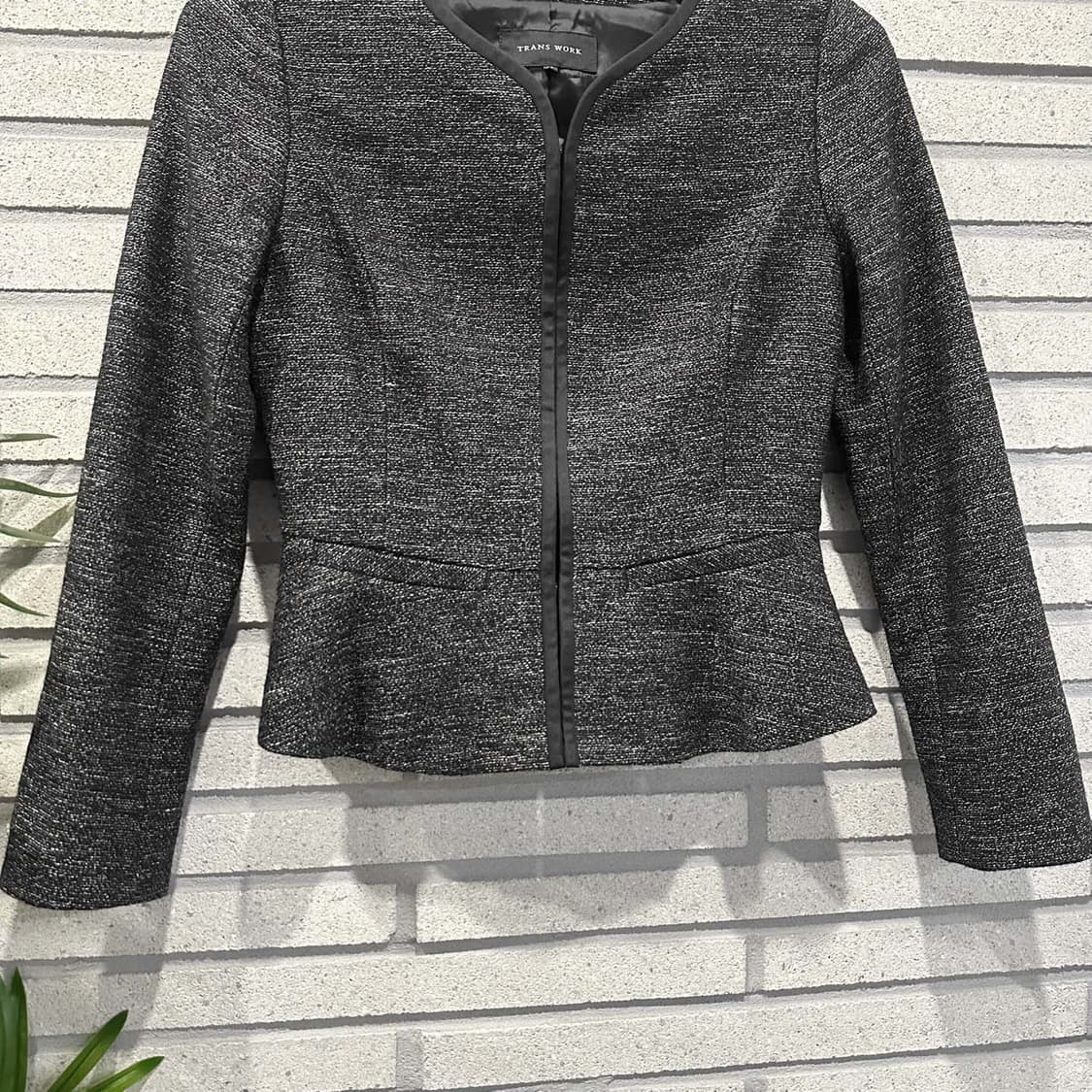 JPN VINTAGE 크롭 트위드 자켓 노카라 슬림핏 페플럼 디테일 차콜 상품이미지4