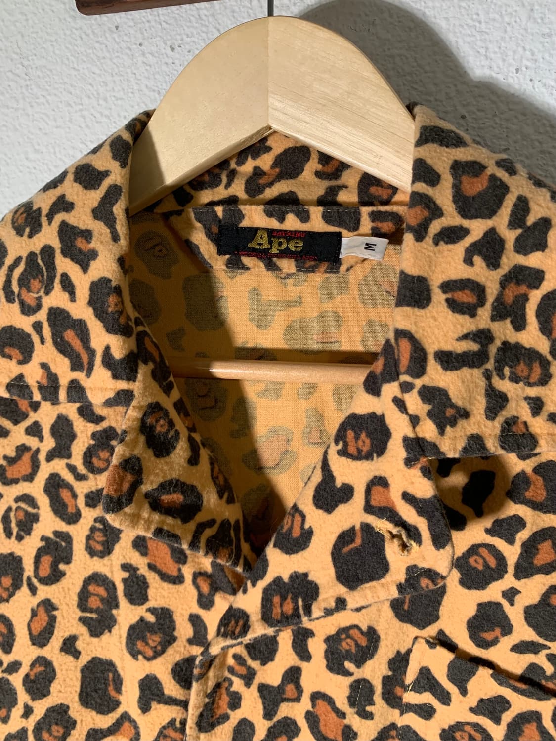 베이프 레오파드 울 셔츠 상품이미지3