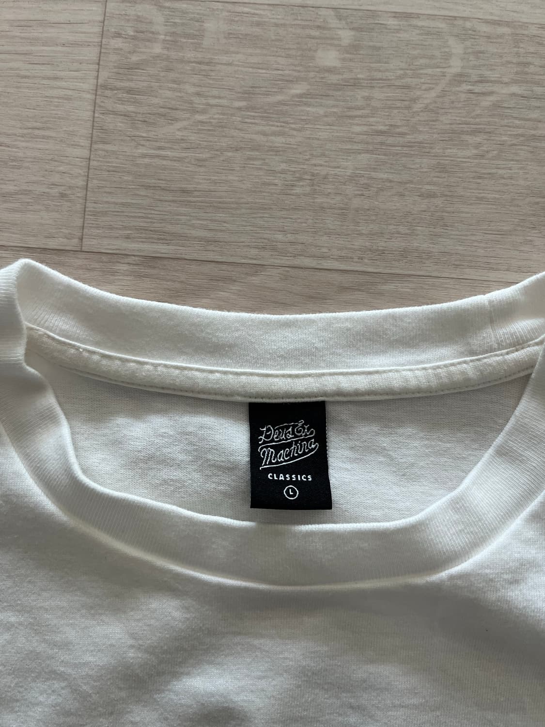 데우스 반팔 상품이미지3