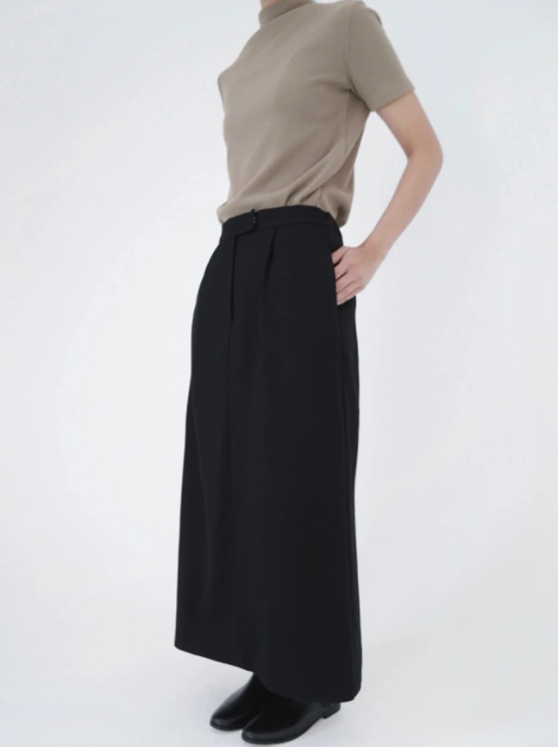 에프터먼데이 드무어 레이온 모크넥 탑 상품이미지4