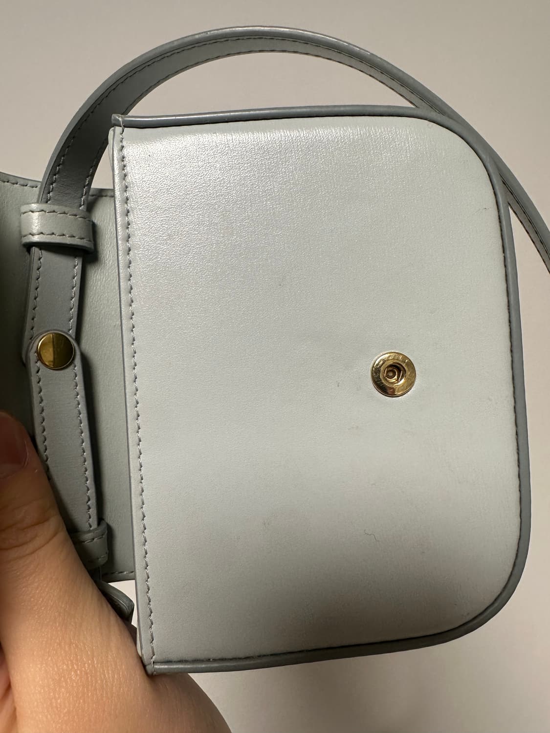 셀린느 트리옴페 미니 크로스백 상품이미지8