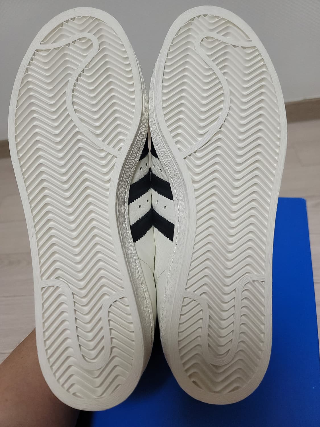 [270 새상품] 아디다스xjjjjound자운드 슈퍼스타 상품이미지4