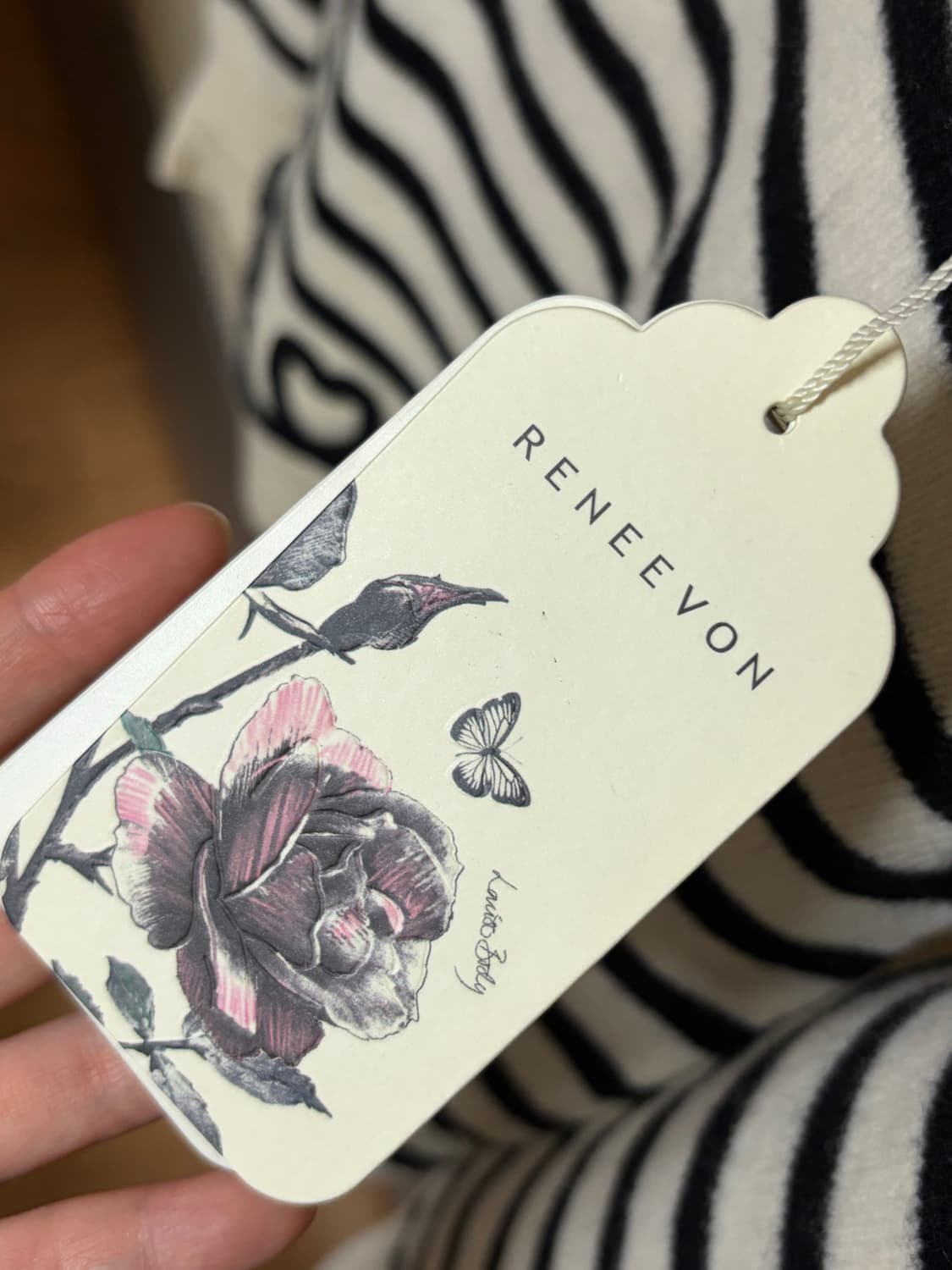 레니본 여성 스트라이프 니트 54사이즈  상품이미지4