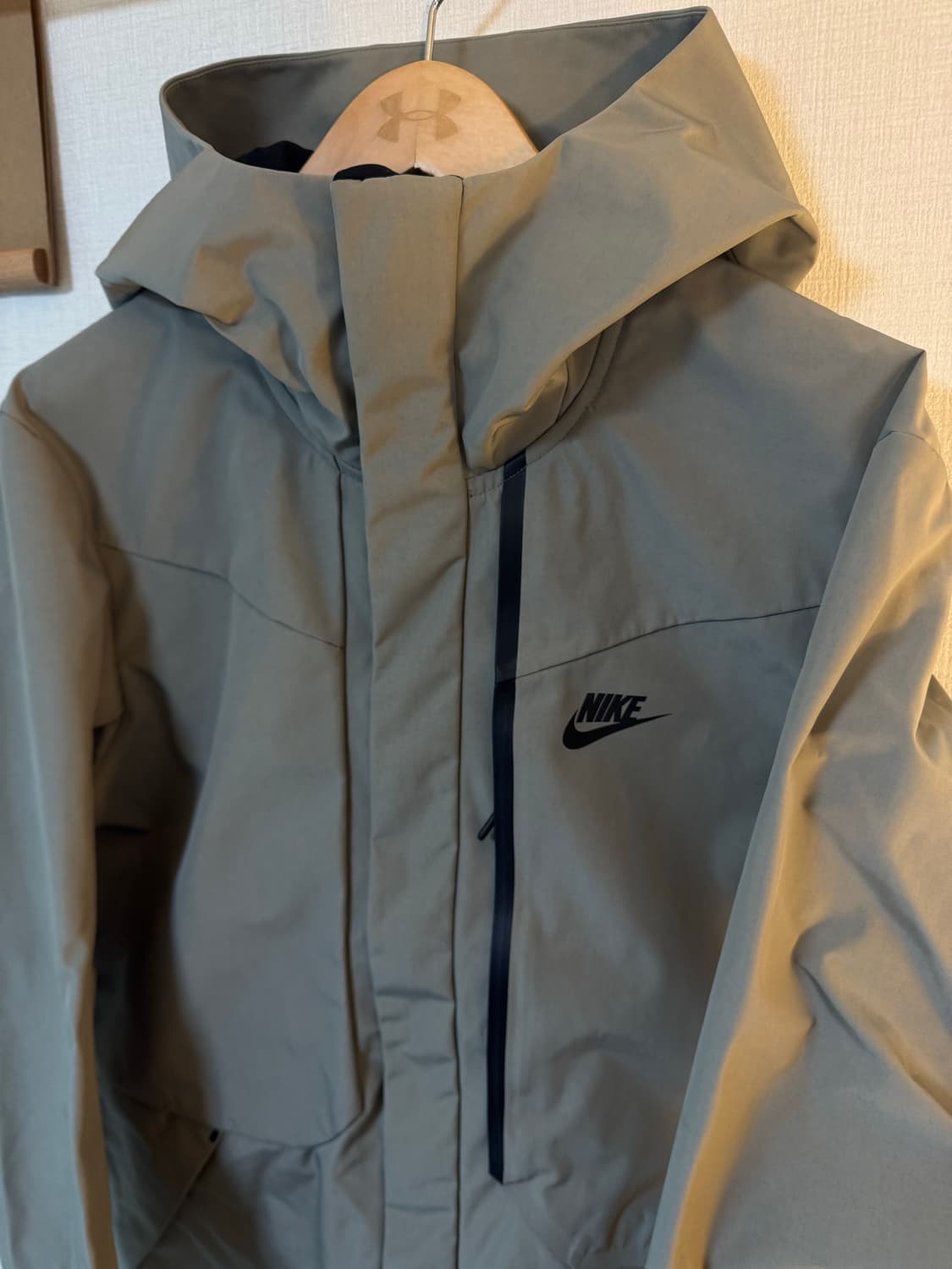 [L]나이키 테크팩 후드 쉴드 자켓 바람막이 상품이미지3
