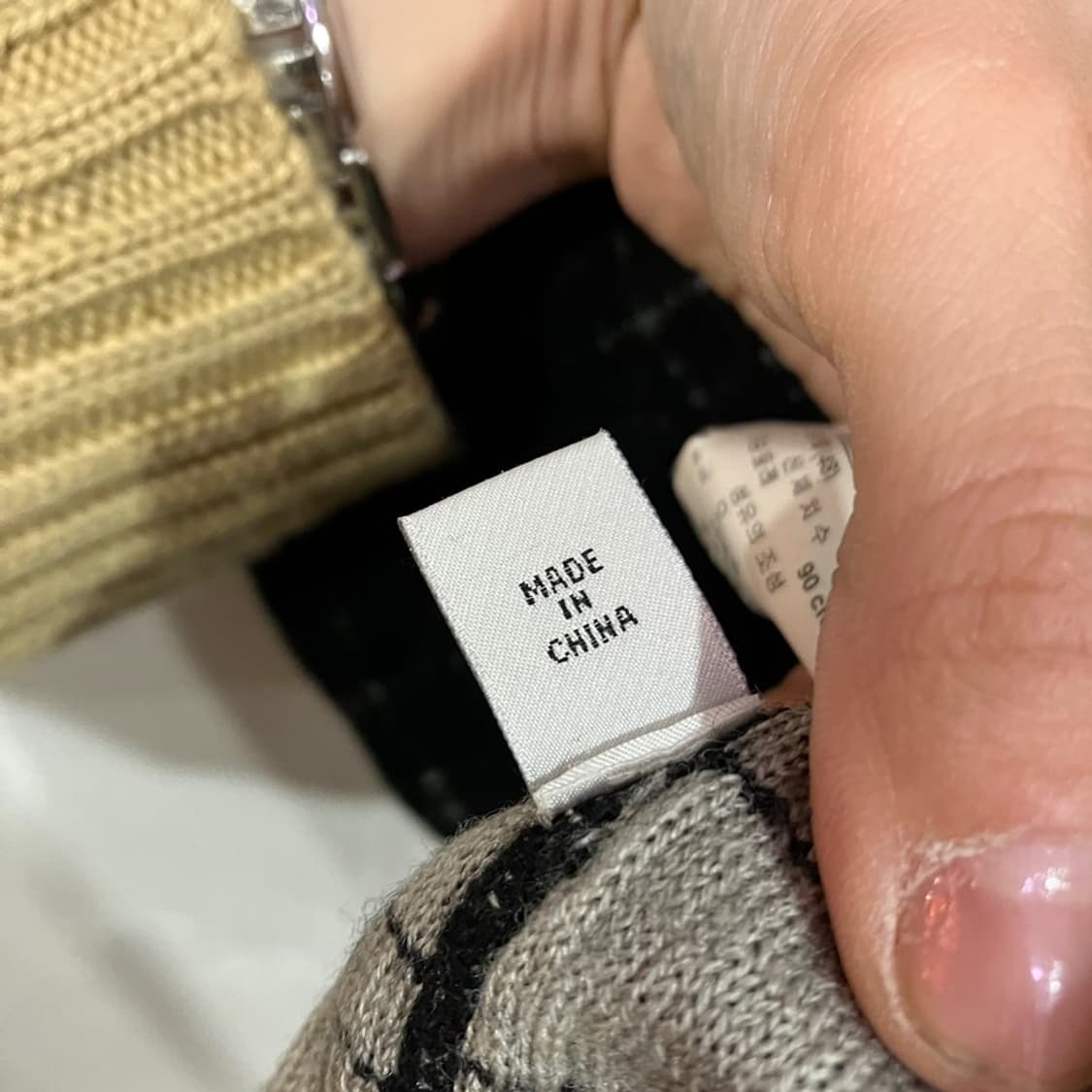 아르마니 꼴레지오니 니트 상품이미지6