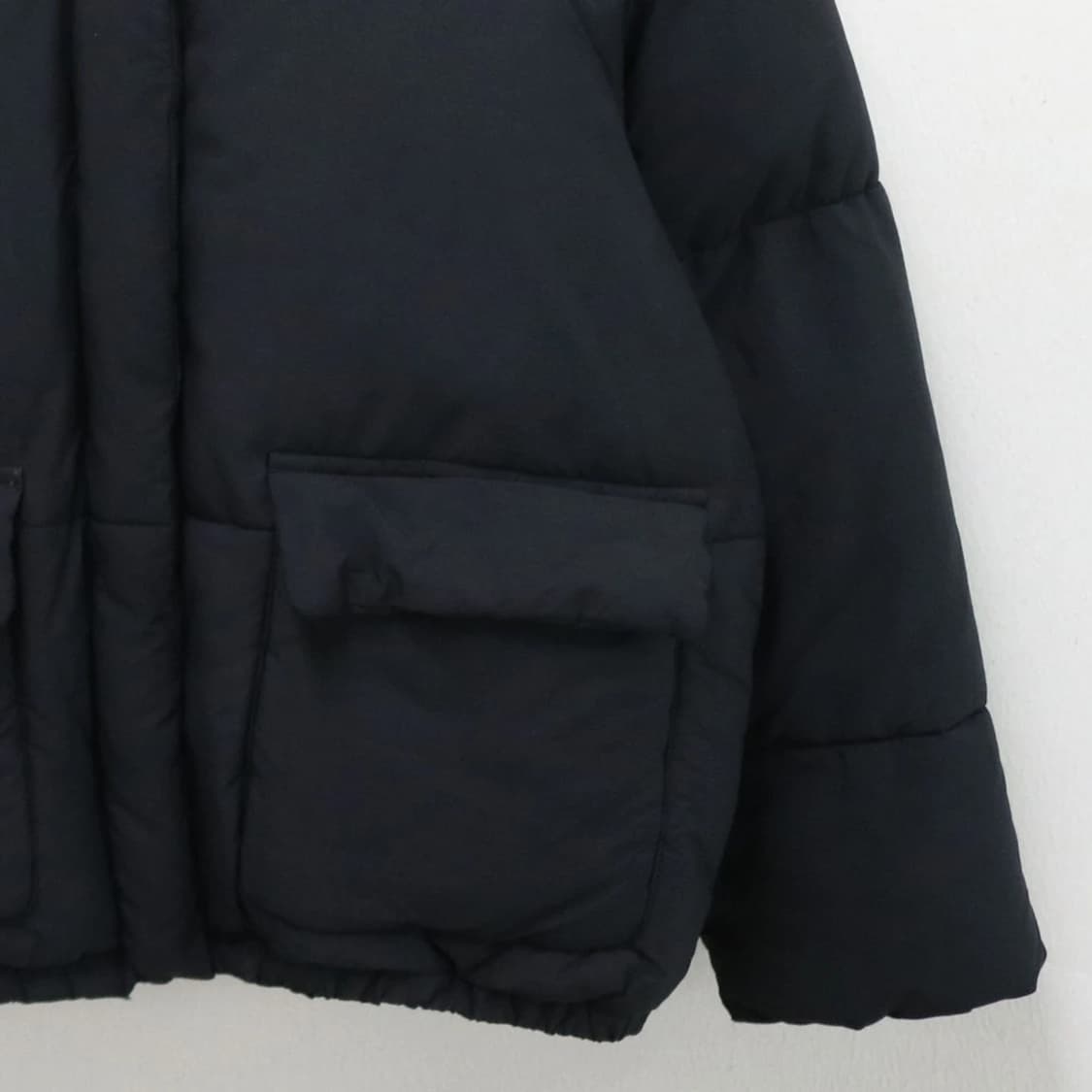 자라 블랙 앞 포켓 패딩 61068 상품이미지4