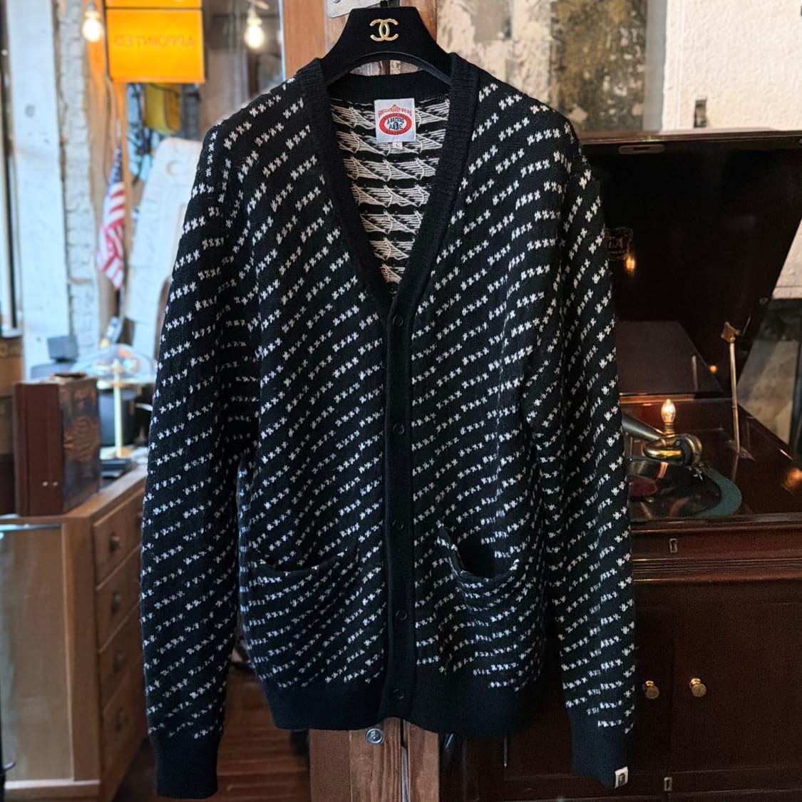 베이프 패턴 울 가디건 상품이미지2