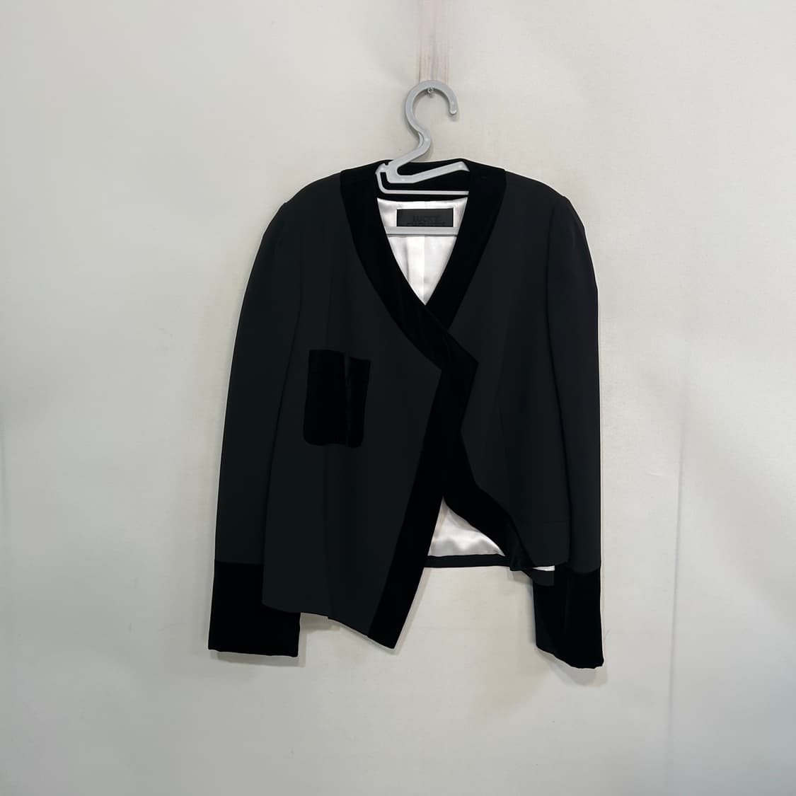 럭키슈에뜨 벨벳 자켓 36사이즈 상품이미지1