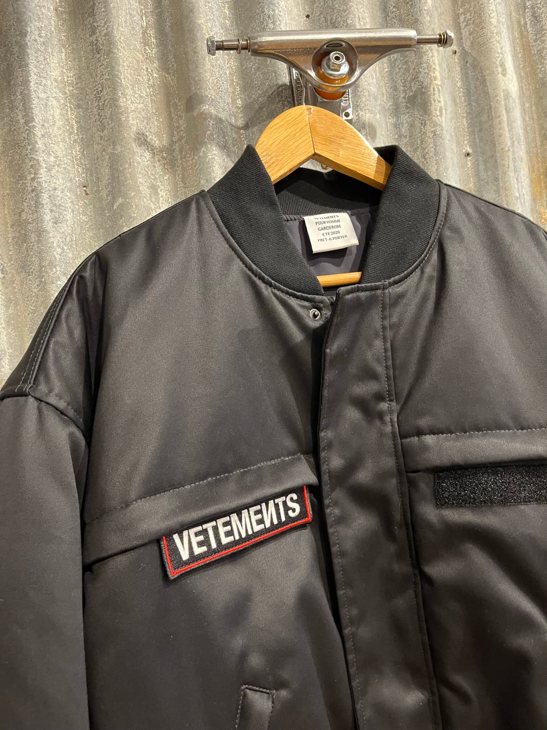 베트멍 2020쇼 런웨이 첫번째 착장 봄버 상품이미지7